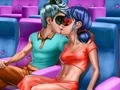 खेल Dotted Girl Cinema Flirting ऑनलाइन