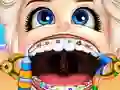खेल Baby Elsa Wears A Brace ऑनलाइन