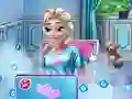 खेल Ice Queen Royal Blog ऑनलाइन