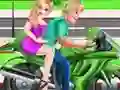 खेल Anna Bike Accident Love ऑनलाइन