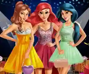 खेल Princesses Prom Night ऑनलाइन
