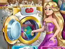 खेल Goldie Princess Laundry Day ऑनलाइन