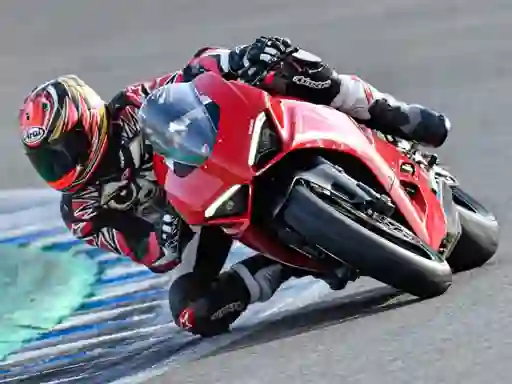 खेल 2020 Ducati Panigale ऑनलाइन