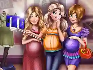खेल Princesses Pregnant Selfie ऑनलाइन