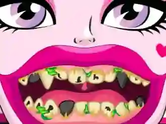 खेल Draculaura Bad Teeth ऑनलाइन