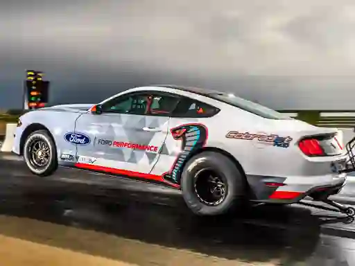 खेल Ford Mustang Cobra Jet Slide ऑनलाइन